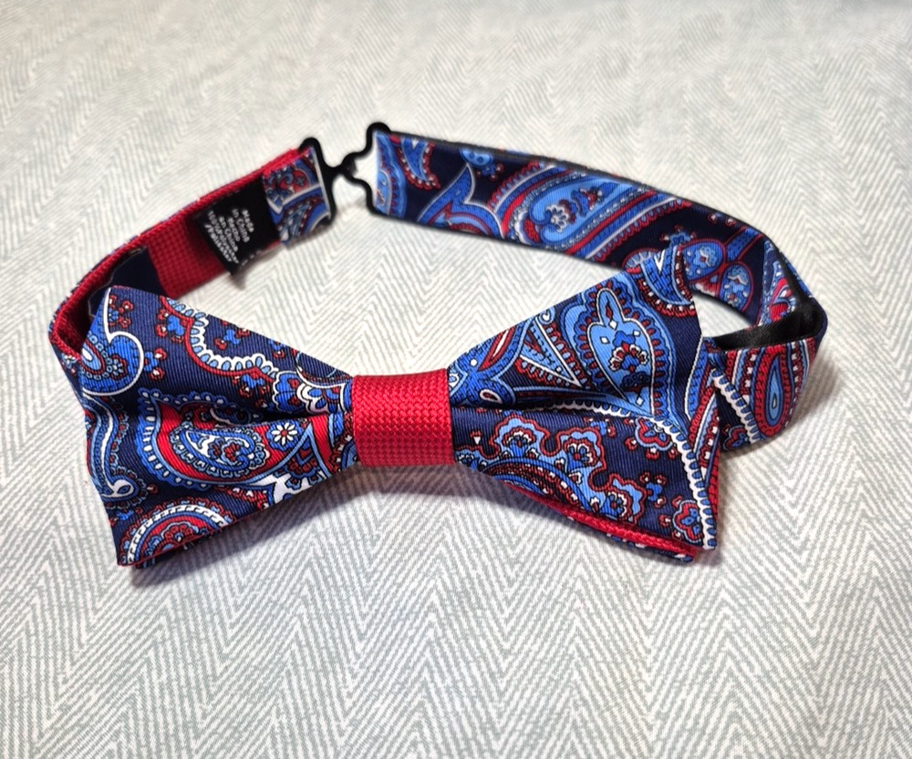 Wembley Bow Tie Paisley Red White Blue Adjustable 14 1/2-20 4th of July
